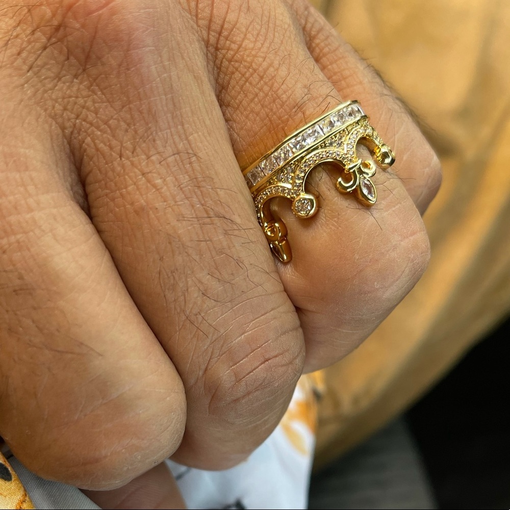 Ring - Picture 2 of 6
